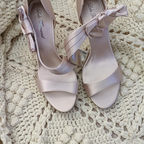 LuLu Townsend high heels satin gold champagne 8.5 - Picture 6 of 11